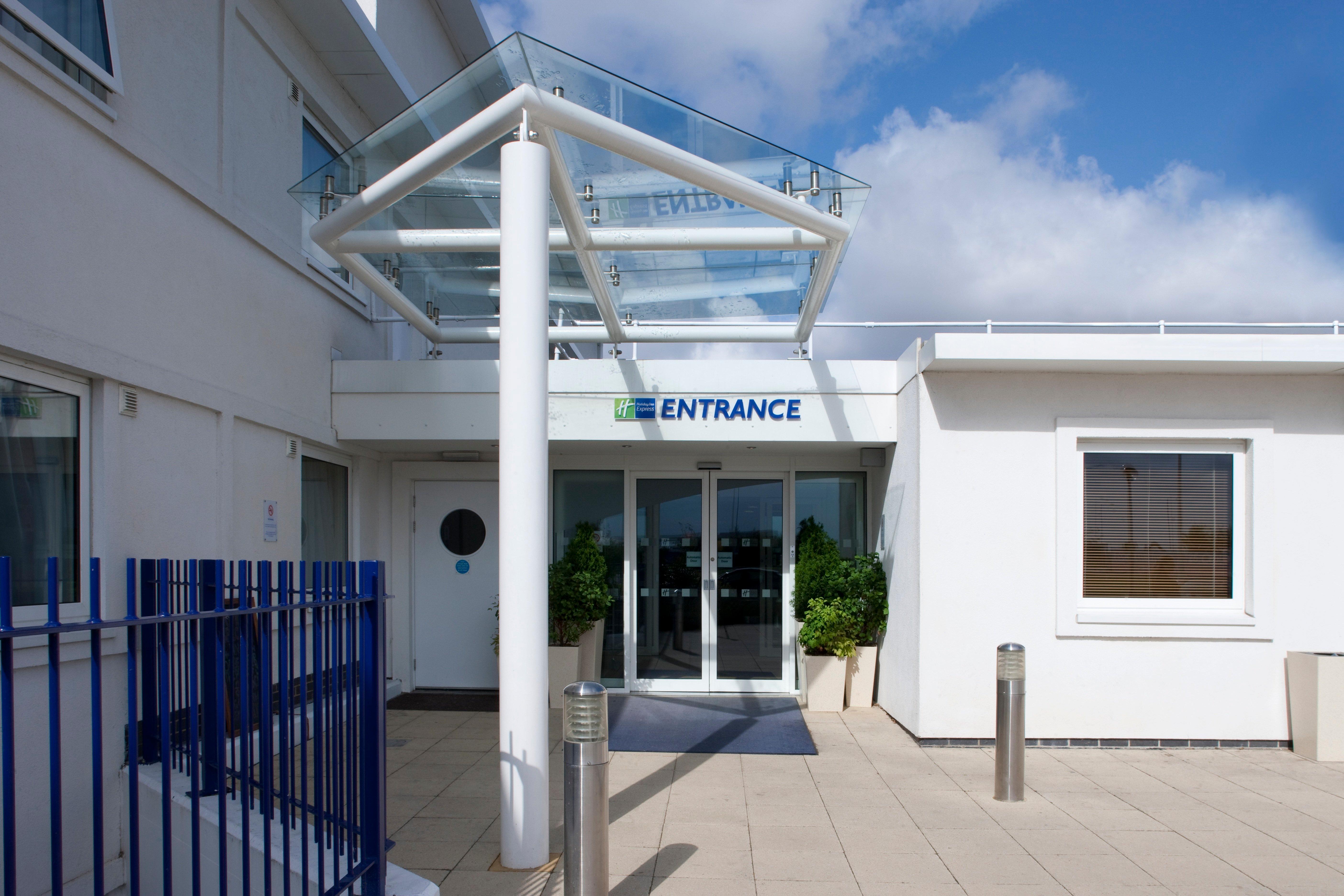 Holiday Inn Express Ramsgate - Minster By Ihg Exterior foto