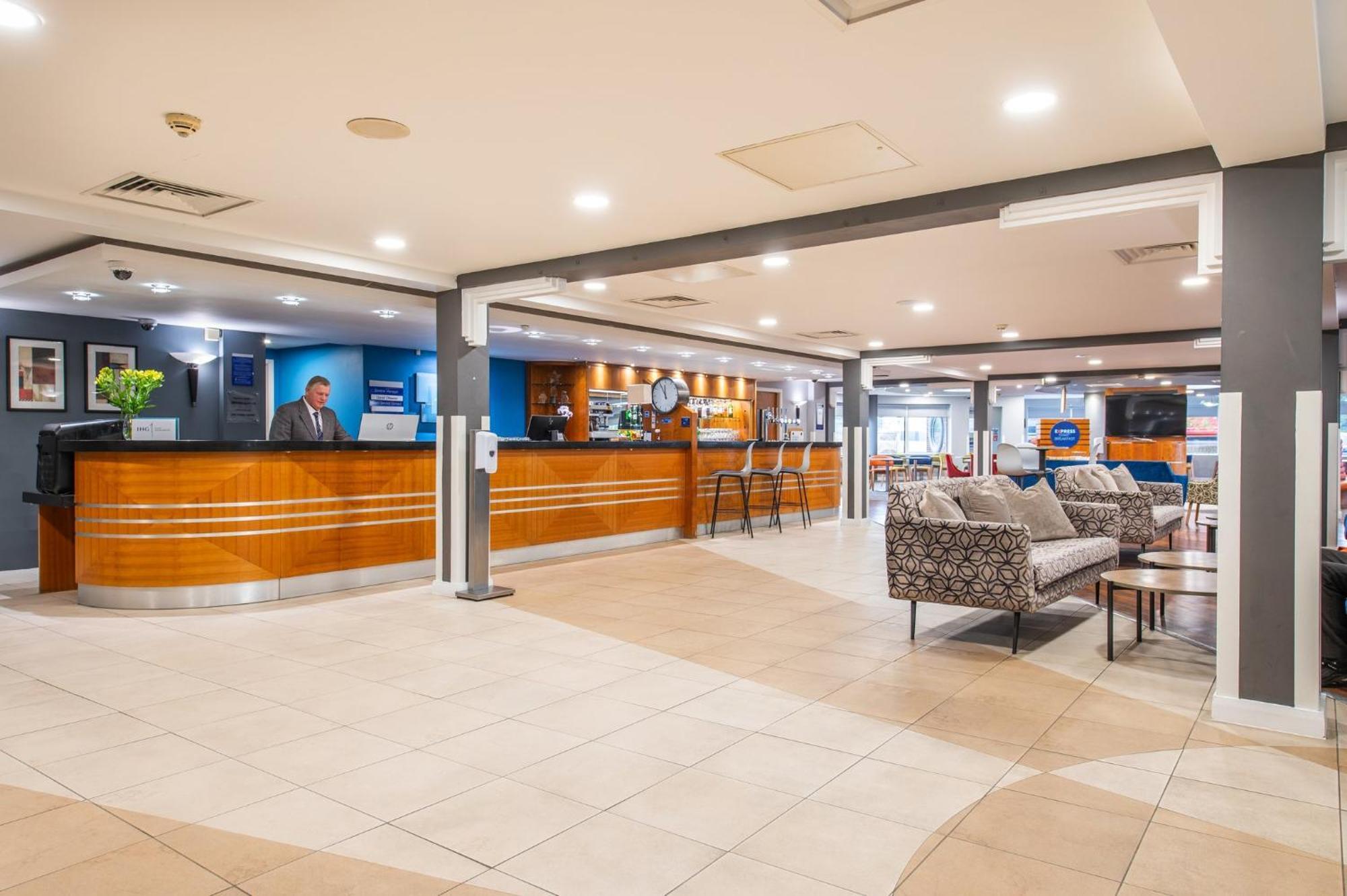 Holiday Inn Express Ramsgate - Minster By Ihg Exterior foto