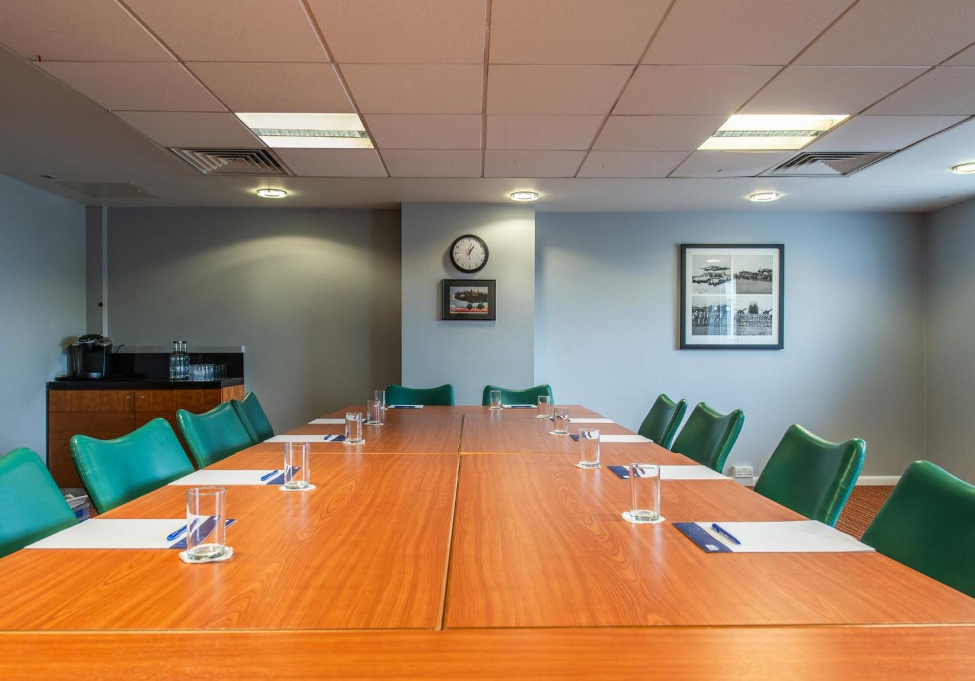 Holiday Inn Express Ramsgate - Minster By Ihg Exterior foto