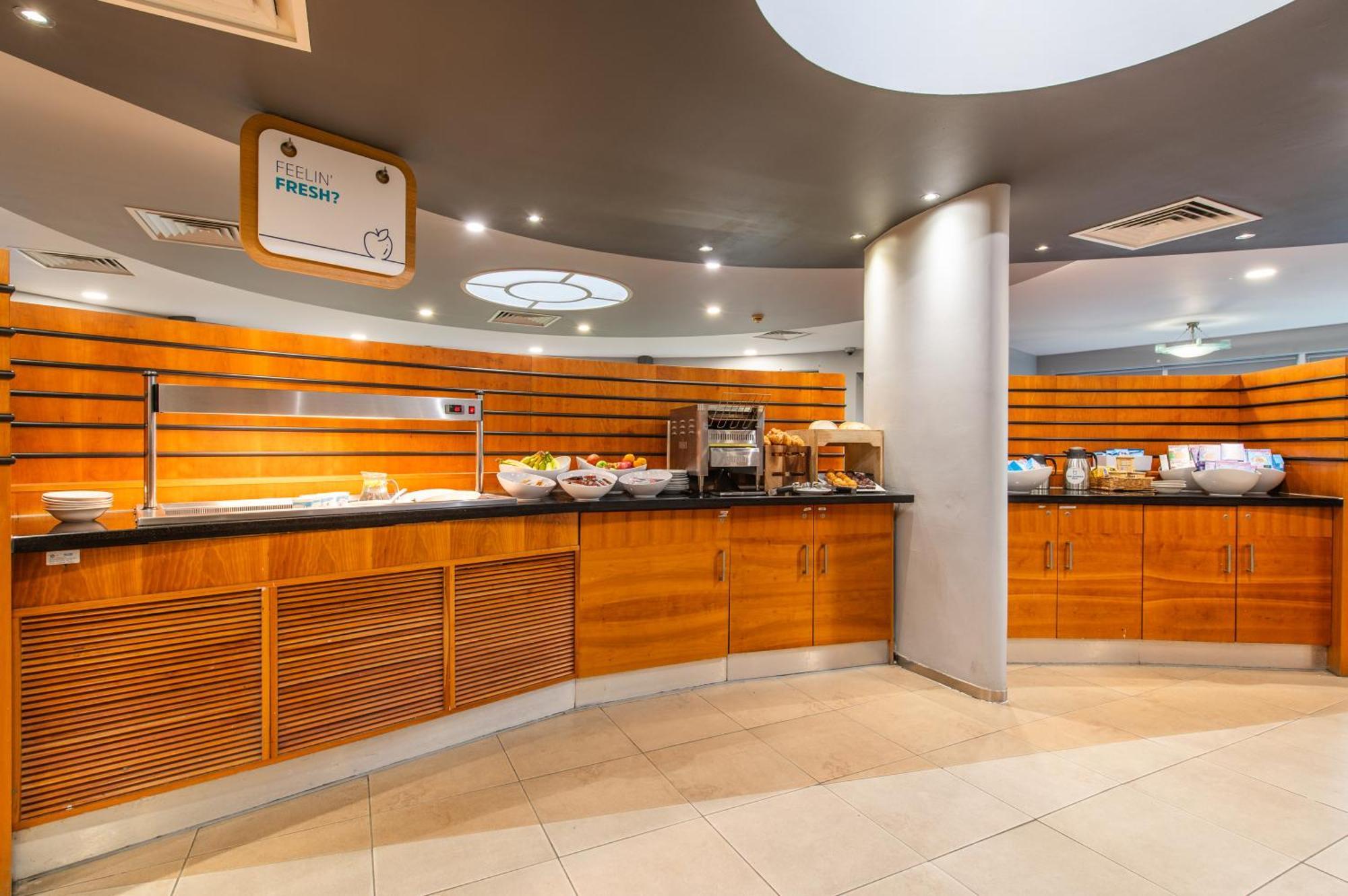 Holiday Inn Express Ramsgate - Minster By Ihg Exterior foto